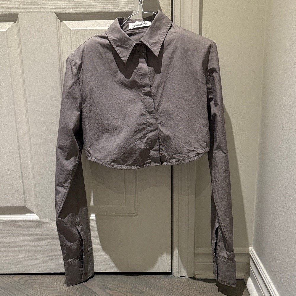 Gray Cropped Button-Up Shirt